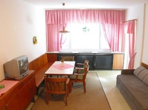 hlavn&iacute; pokoj